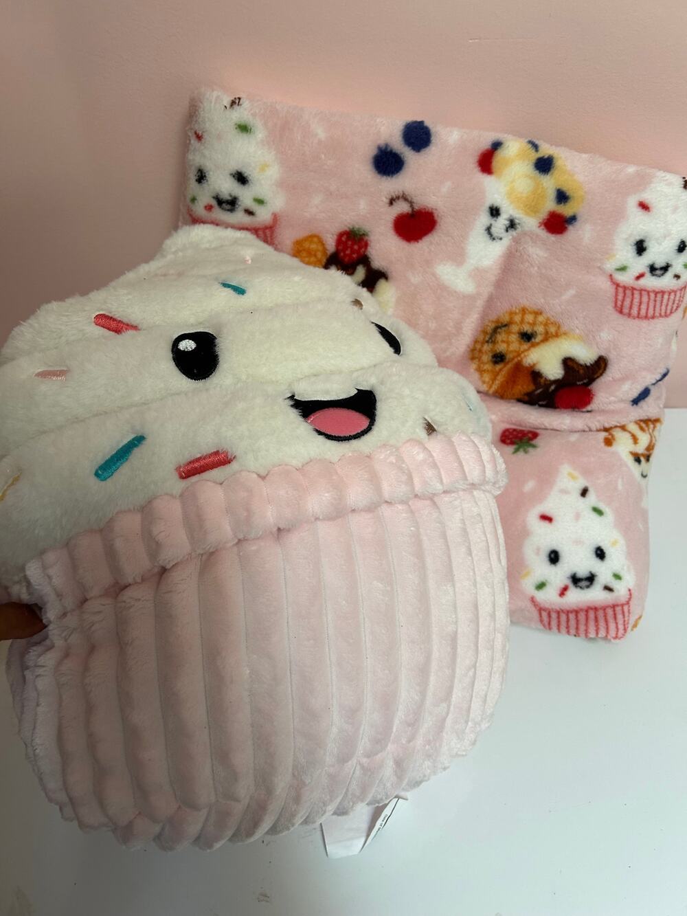 Member's Mark Stuffy & Matching Blanket